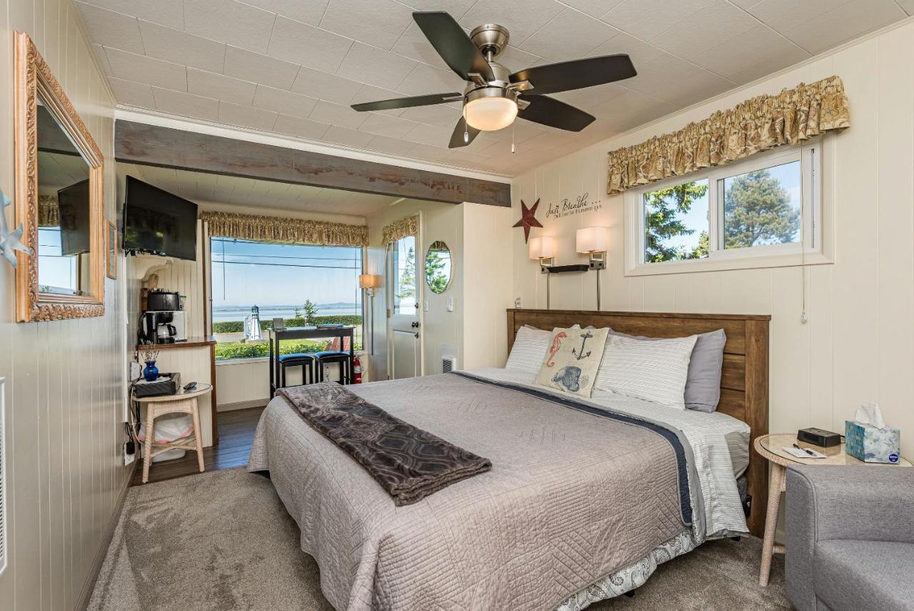 Juan De Fuca Waterfront Hotel & Cottages سيكيم المظهر الخارجي الصورة