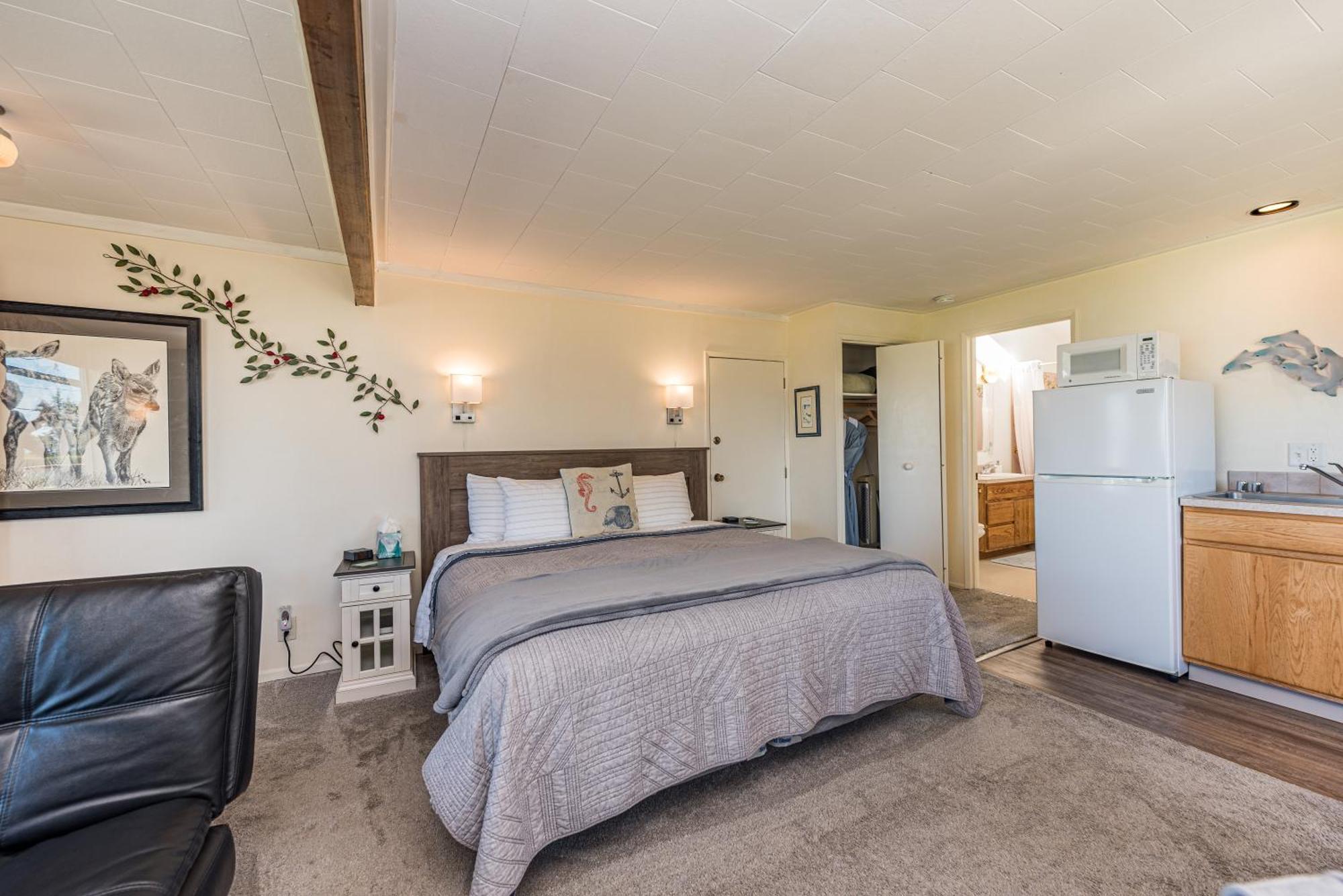 Juan De Fuca Waterfront Hotel & Cottages سيكيم المظهر الخارجي الصورة
