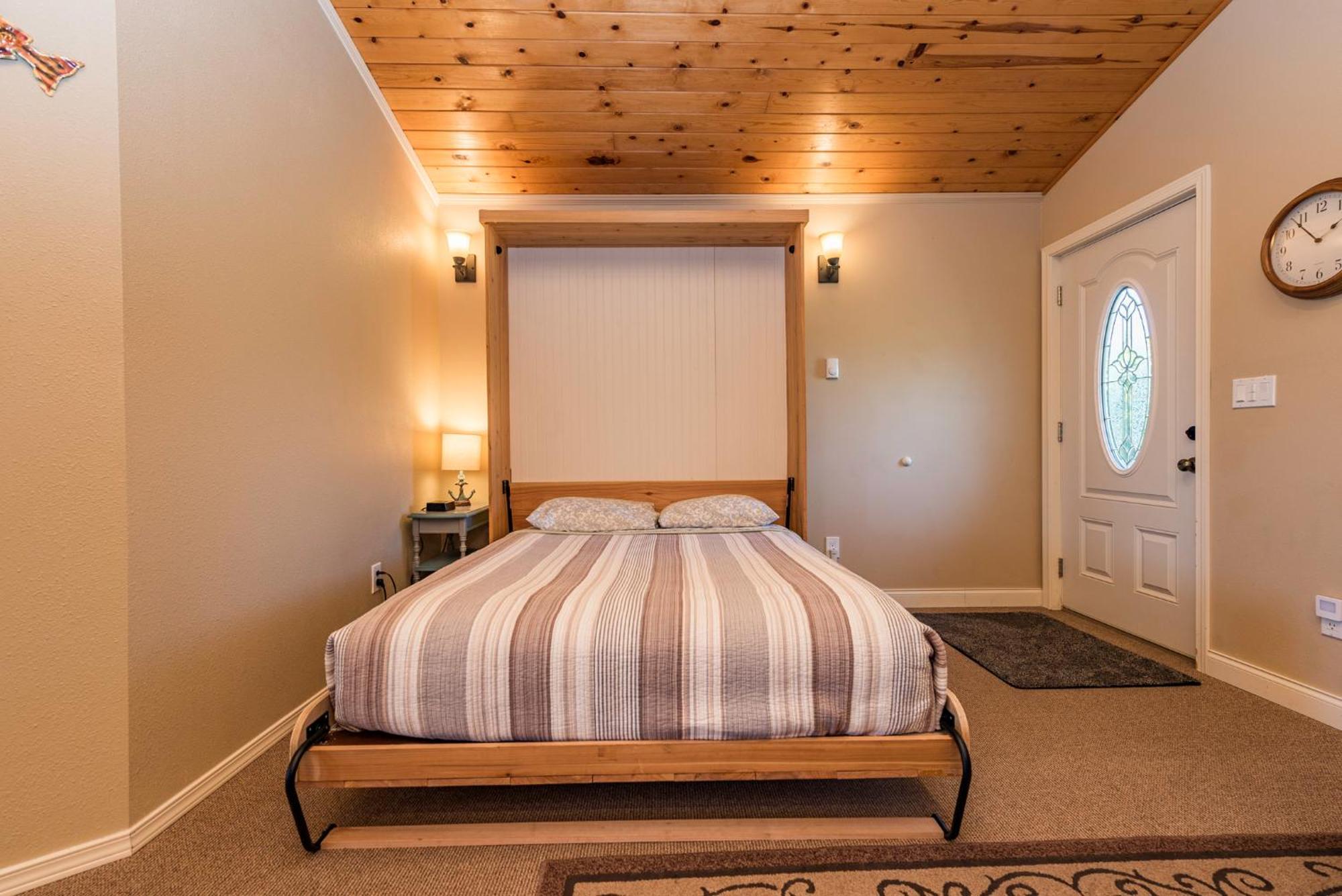 Juan De Fuca Waterfront Hotel & Cottages سيكيم المظهر الخارجي الصورة